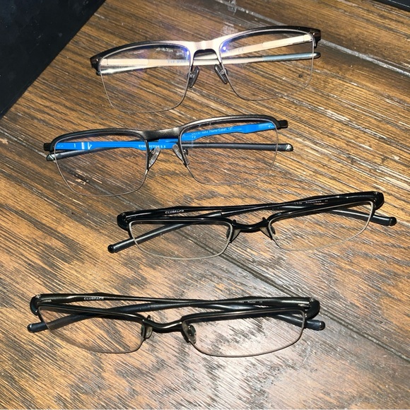 Set of four used Oakley Eyeglass’s.They are used and going for a Great price! - Picture 4 of 4